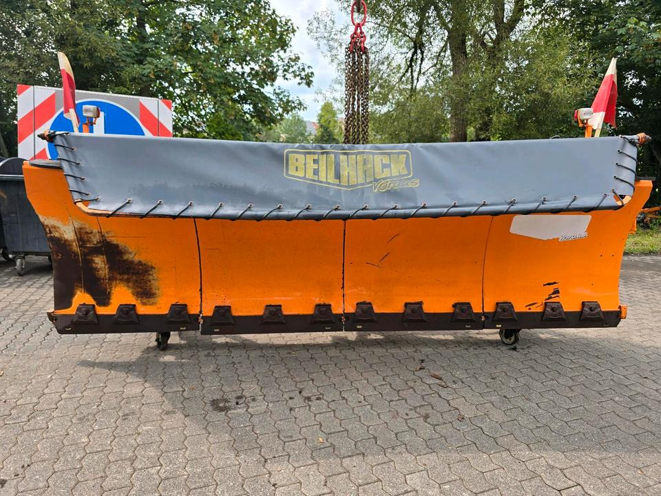 Beilhack PV 34-4 Schneepflug Schneeschild Scheeschieber Winterdienst Unimog U400 300 290 500 427 530 423 318 323 LKW Fendt - Schneepflug: das Bild 3 Beilhack PV 34-4 Schneepflug Schneeschild Scheeschieber Winterdienst Unimog U400 300 290 500 427 530 423 318 323 LKW Fendt - Schneepflug: das Bild 3