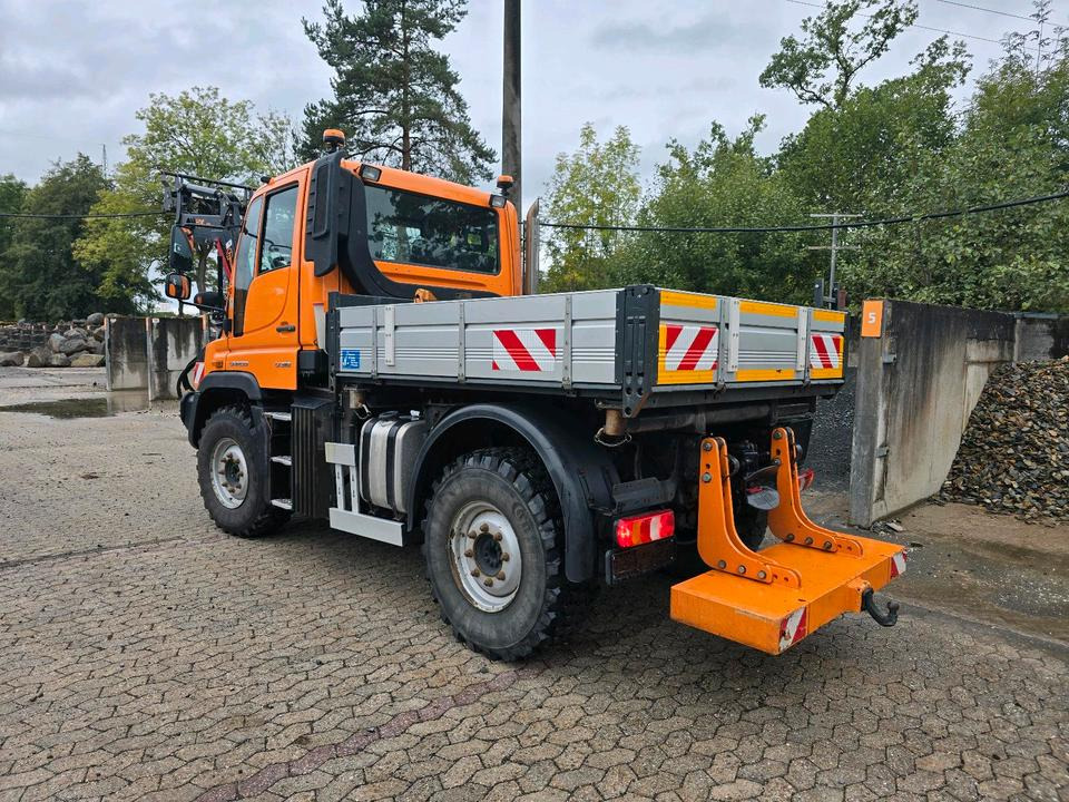 Unimog U318 NKS-F-UGE-42 Frontlader Mercedes-Benz 405/10 405/12 UGE Mercedes-Benz U 318 323 327 423 427 429 430 EasyDrive Variopilot Radlader Hauer rx 500 Frontlader - Kommunal-/ Sonderfahrzeug: das Bild 4 Unimog U318 NKS-F-UGE-42 Frontlader Mercedes-Benz 405/10 405/12 UGE Mercedes-Benz U 318 323 327 423 427 429 430 EasyDrive Variopilot Radlader Hauer rx 500 Frontlader - Kommunal-/ Sonderfahrzeug: das Bild 4