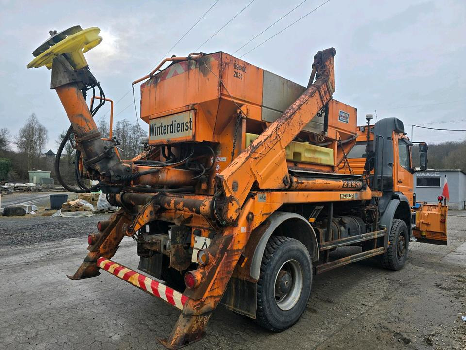 Mercedes-Benz Atego 1828 AK Absetzkipper Meiller Schmidt Schneepflug Küpper-Weisser Salzstreuer Allrad - Schneeräumfahrzeug: das Bild 3 Mercedes-Benz Atego 1828 AK Absetzkipper Meiller Schmidt Schneepflug Küpper-Weisser Salzstreuer Allrad - Schneeräumfahrzeug: das Bild 3