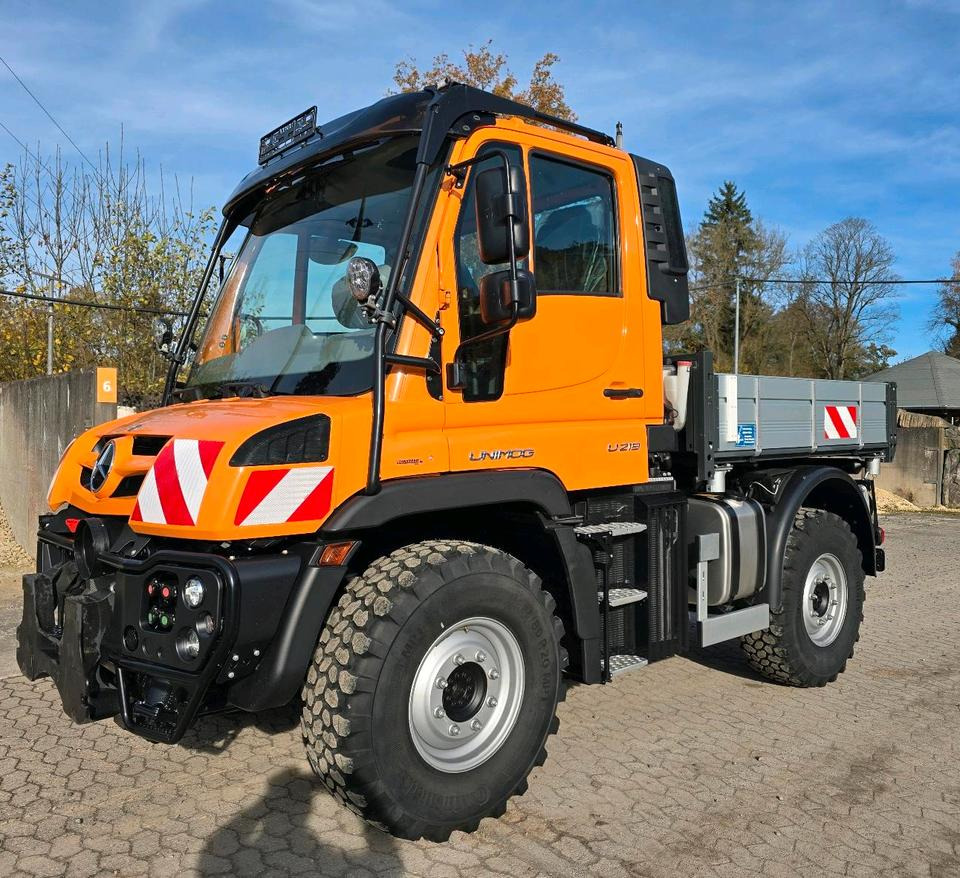 NEUFAHRZEUG Unimog U219 EAS NKS-Z-UGE-43 Mercedes-Benz 405/10 405/12 UGE Mercedes-Benz U 318 323 327 423 427 429 430 EasyDrive - Schneeräumfahrzeug: das Bild 1 NEUFAHRZEUG Unimog U219 EAS NKS-Z-UGE-43 Mercedes-Benz 405/10 405/12 UGE Mercedes-Benz U 318 323 327 423 427 429 430 EasyDrive - Schneeräumfahrzeug: das Bild 1