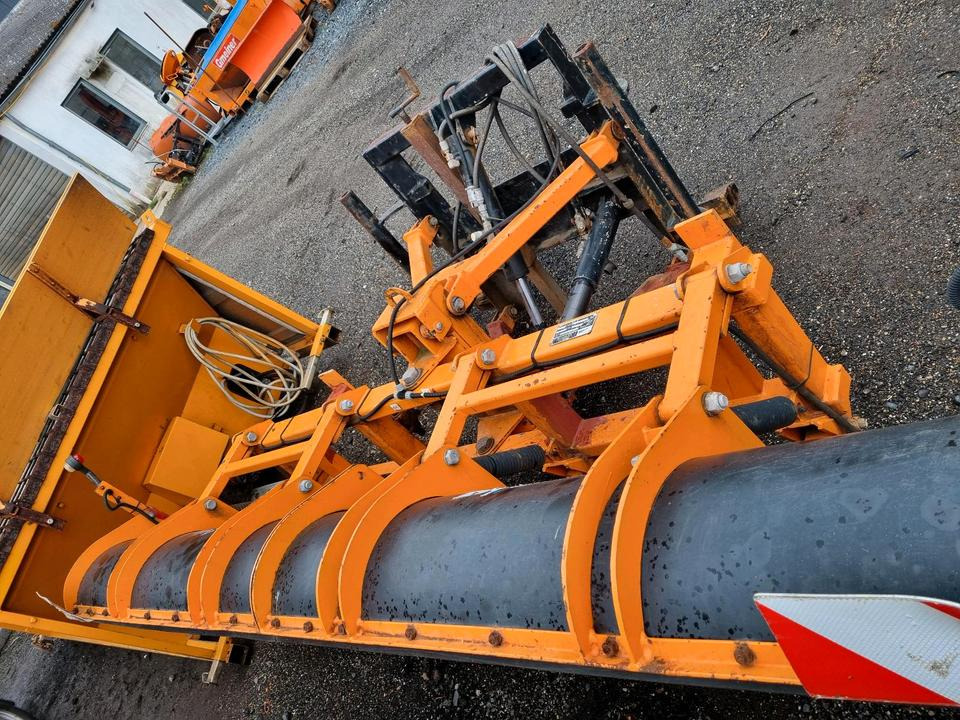 Rolba Schneepflug Schneeschild Scheeschieber Winterdienst Unimog Schmidt LKW Traktor 3m. - Schneepflug: das Bild 4 Rolba Schneepflug Schneeschild Scheeschieber Winterdienst Unimog Schmidt LKW Traktor 3m. - Schneepflug: das Bild 4