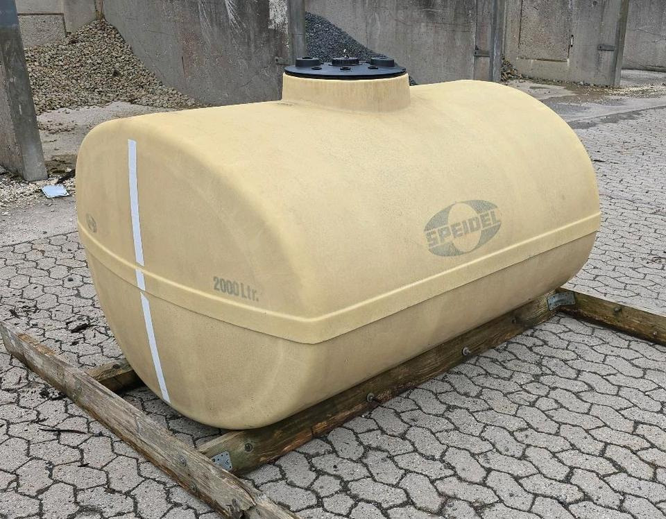 Schmidt Mulag 2m3 Wassertank Wasserfass Speidel für Unimog UGE UGN 405 U300 400 500 427 430 LKW Boschung wassertank Laugentank Bewässerung 5000liter - Tankcontainer: das Bild 5 Schmidt Mulag 2m3 Wassertank Wasserfass Speidel für Unimog UGE UGN 405 U300 400 500 427 430 LKW Boschung wassertank Laugentank Bewässerung 5000liter - Tankcontainer: das Bild 5