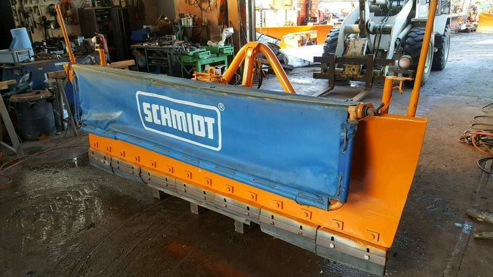 Schneepflug Schmidt Beilhack Winterdienst Schneeschild Unimog - Schneepflug: das Bild 3 Schneepflug Schmidt Beilhack Winterdienst Schneeschild Unimog - Schneepflug: das Bild 3