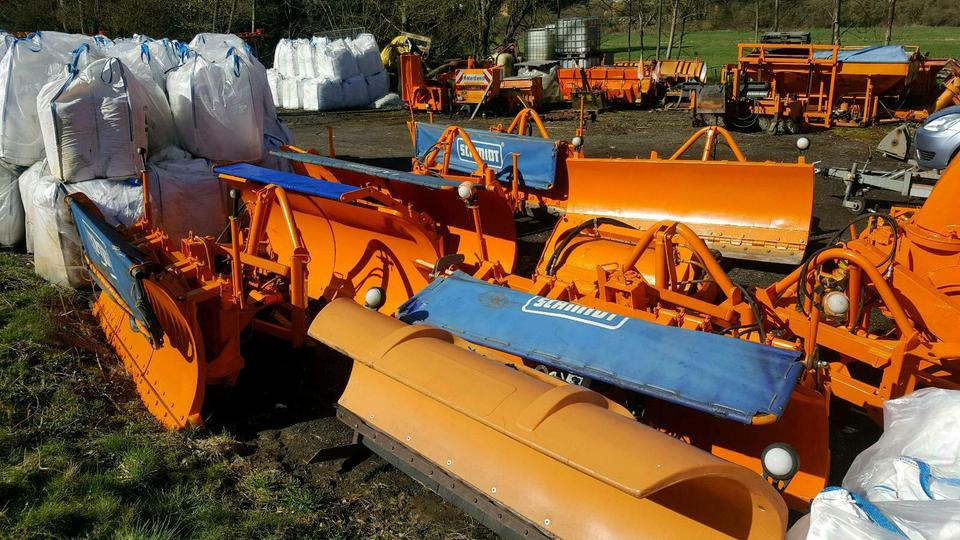 Schneepflug Schmidt Beilhack Winterdienst Schneeschild Unimog Fen - Schneepflug: das Bild 1 Schneepflug Schmidt Beilhack Winterdienst Schneeschild Unimog Fen - Schneepflug: das Bild 1