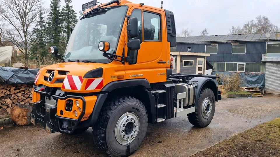 Unimog 423 405 Mercedes-Benz U423 EAS Kipper UGN UGE - Pritsche LKW, Kommunal-/ Sonderfahrzeug: das Bild 1 Unimog 423 405 Mercedes-Benz U423 EAS Kipper UGN UGE - Pritsche LKW, Kommunal-/ Sonderfahrzeug: das Bild 1