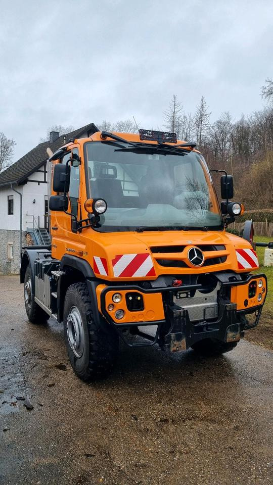 Unimog 423 405 Mercedes-Benz U423 EAS Kipper UGN UGE - Pritsche LKW, Kommunal-/ Sonderfahrzeug: das Bild 2 Unimog 423 405 Mercedes-Benz U423 EAS Kipper UGN UGE - Pritsche LKW, Kommunal-/ Sonderfahrzeug: das Bild 2