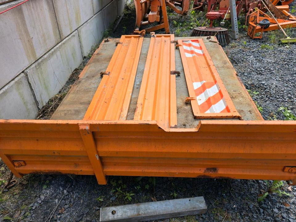 Unimog Pritsche Kipperpritsche 424 435 427 U 1650 2150 1450 1550 1400 1600 1200 - Kippaufbau: das Bild 1 Unimog Pritsche Kipperpritsche 424 435 427 U 1650 2150 1450 1550 1400 1600 1200 - Kippaufbau: das Bild 1