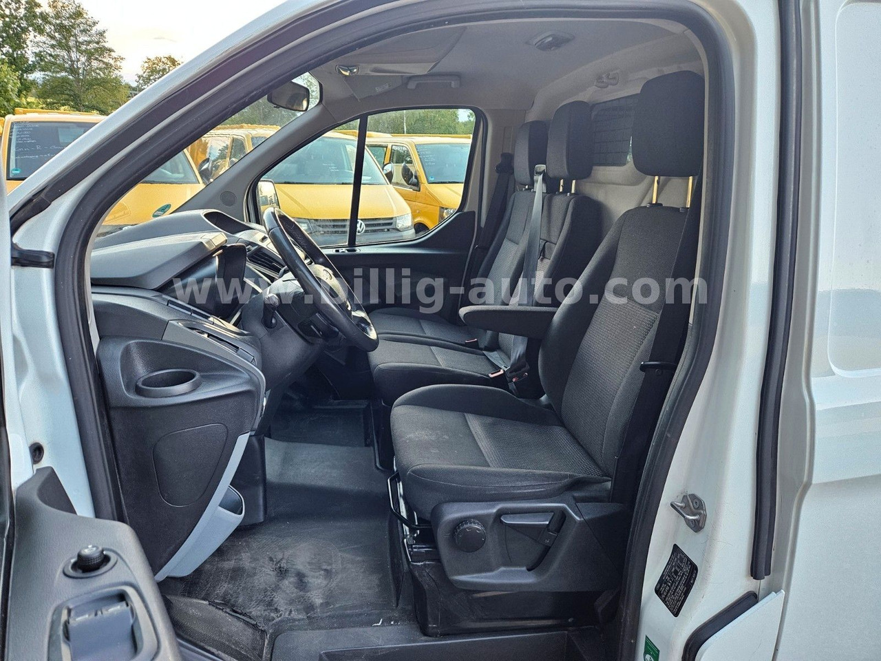 Personentransporter Ford Transit Custom Sortimo Werkstatt AHK 1.Hd: das Bild 10