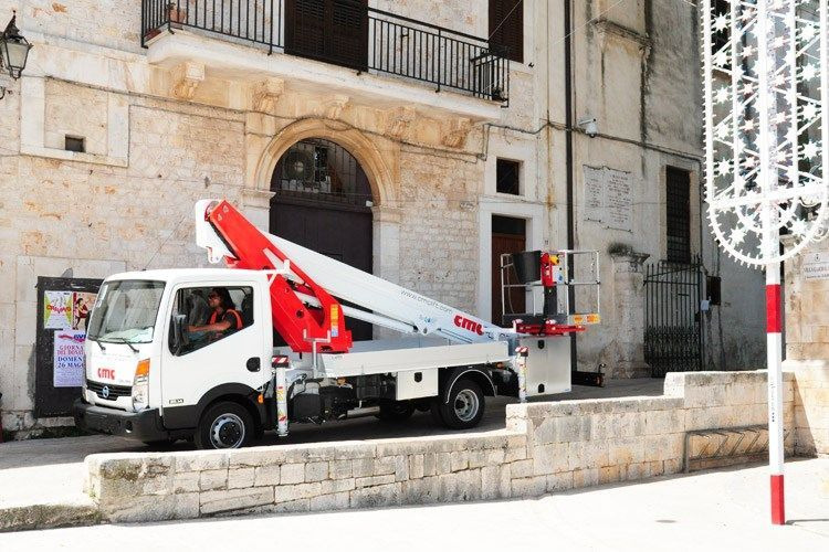 LKW mit Arbeitsbühne neu kaufen CmC PLA 250 Nowy podnośnik koszowy zamontowany na Nissan Cabstar: das Bild 8 LKW mit Arbeitsbühne neu kaufen CmC PLA 250 Nowy podnośnik koszowy zamontowany na Nissan Cabstar: das Bild 8