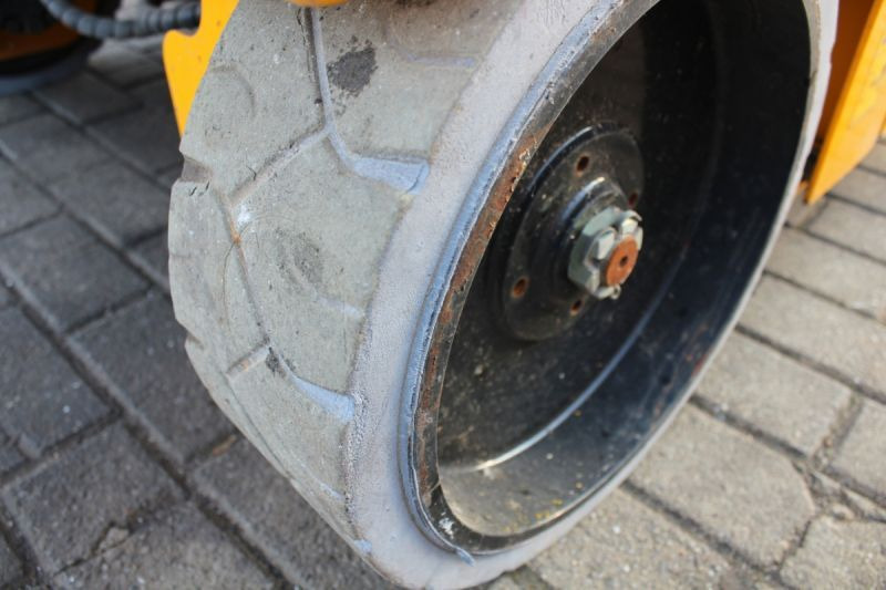 JCB podnośnik nożycowy elektryczny 12 m JCB S3246E – Leasing JCB podnośnik nożycowy elektryczny 12 m JCB S3246E: das Bild 14 JCB podnośnik nożycowy elektryczny 12 m JCB S3246E – Leasing JCB podnośnik nożycowy elektryczny 12 m JCB S3246E: das Bild 14