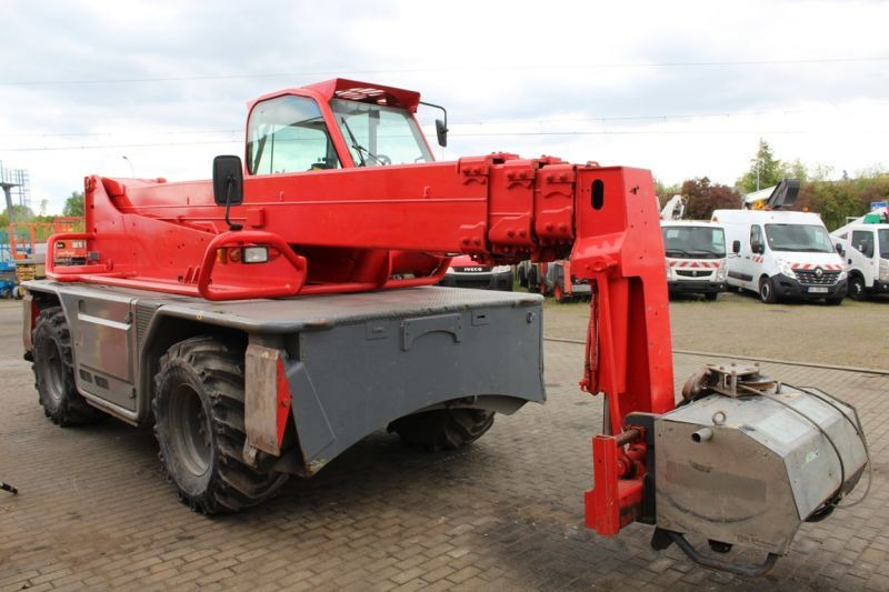 Ładowarka obrotowa 4x4 teleskopowa 21 m Merlo Roto 45.21 - Teleskoplader: das Bild 2 Ładowarka obrotowa 4x4 teleskopowa 21 m Merlo Roto 45.21 - Teleskoplader: das Bild 2