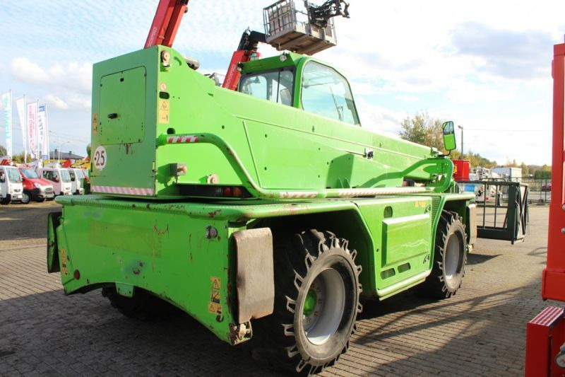 Merlo Ładowarka obrotowa 4x4 teleskopowa 21 m Merlo Roto 45.21 - Teleskoplader: das Bild 5 Merlo Ładowarka obrotowa 4x4 teleskopowa 21 m Merlo Roto 45.21 - Teleskoplader: das Bild 5