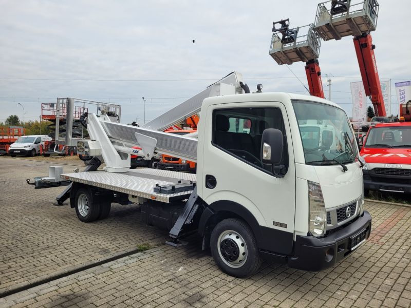 Nissan Cabstar NT400 podnośnik koszowy 20 m Multitel HX195 bucket truck boom lift - LKW mit Arbeitsbühne: das Bild 3 Nissan Cabstar NT400 podnośnik koszowy 20 m Multitel HX195 bucket truck boom lift - LKW mit Arbeitsbühne: das Bild 3