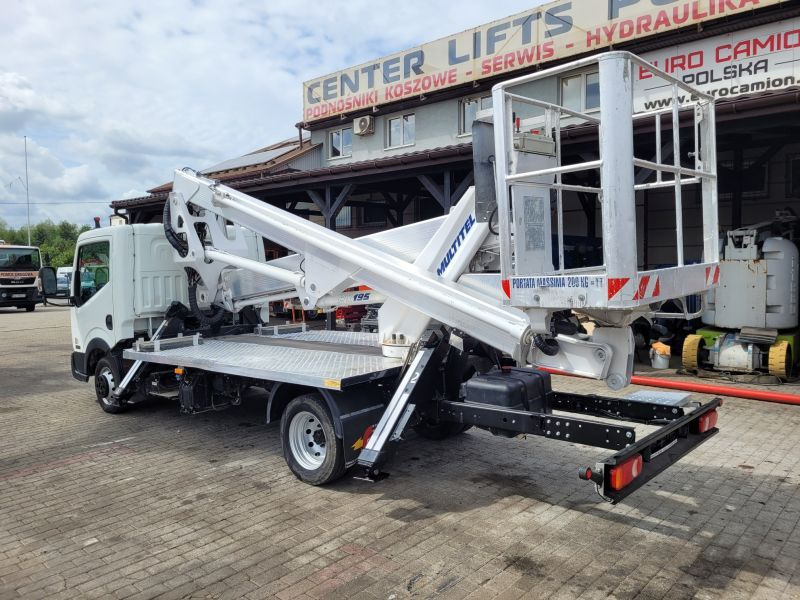 Nissan Cabstar NT400 podnośnik koszowy 20 m Multitel HX195 bucket truck boom lift - LKW mit Arbeitsbühne: das Bild 5 Nissan Cabstar NT400 podnośnik koszowy 20 m Multitel HX195 bucket truck boom lift - LKW mit Arbeitsbühne: das Bild 5