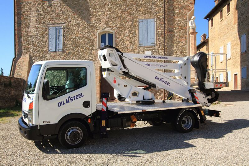 Oil&Steel Snake 2010 Plus 20 m zamontowany na Nissan Cabstar - LKW mit Arbeitsbühne: das Bild 1 Oil&Steel Snake 2010 Plus 20 m zamontowany na Nissan Cabstar - LKW mit Arbeitsbühne: das Bild 1