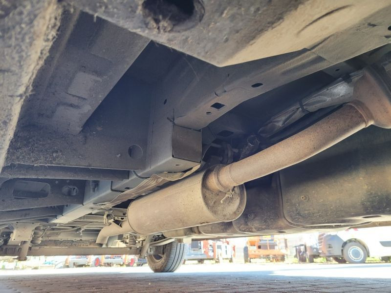 LKW mit Arbeitsbühne RENAULT Master podnośnik koszowy 12 m Time France ET 32 NE bucket truck boom lift: das Bild 16