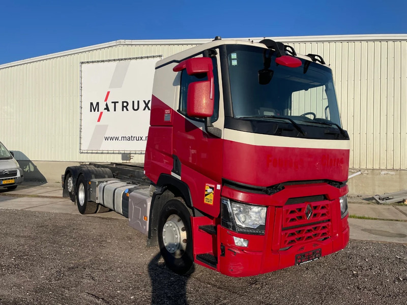 Renault T / 6x2 VOLLEDIG LUCHTGEVEERD / ALU VELGEN / HANDGESCHAKELD / LOW KM / ALU KIPPER 22.5 M3 - Kipper: das Bild 2 Renault T / 6x2 VOLLEDIG LUCHTGEVEERD / ALU VELGEN / HANDGESCHAKELD / LOW KM / ALU KIPPER 22.5 M3 - Kipper: das Bild 2
