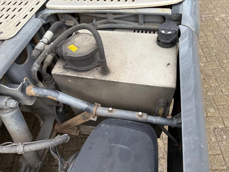 DAF CF 440 / BULK COMPRESSOR / ADR TANK TRANSPORT / - Sattelzugmaschine: das Bild 5 DAF CF 440 / BULK COMPRESSOR / ADR TANK TRANSPORT / - Sattelzugmaschine: das Bild 5