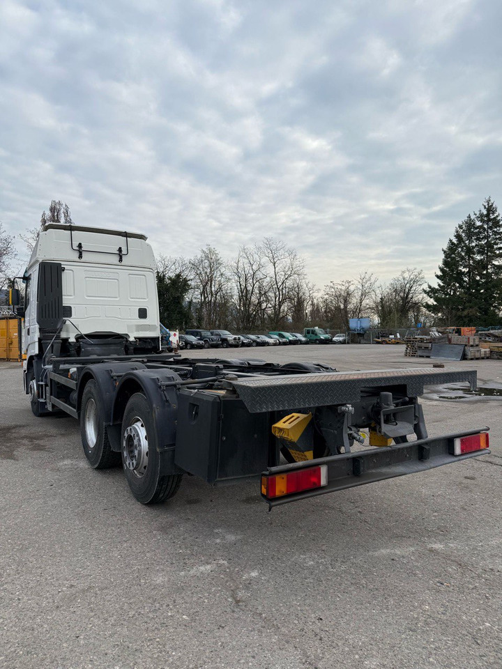 IVECO 260S48 Stralis - Fahrgestell LKW: das Bild 5 IVECO 260S48 Stralis - Fahrgestell LKW: das Bild 5