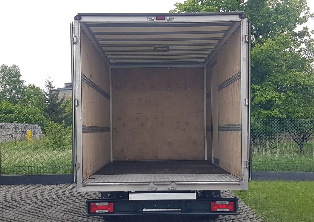Iveco DAILY 3,0 KLIMA 8EP KONTENER 4,22x2,10x2,11 AC KRAJOWY DMC 3500 KG 35S15 - Koffer Transporter: das Bild 5 Iveco DAILY 3,0 KLIMA 8EP KONTENER 4,22x2,10x2,11 AC KRAJOWY DMC 3500 KG 35S15 - Koffer Transporter: das Bild 5