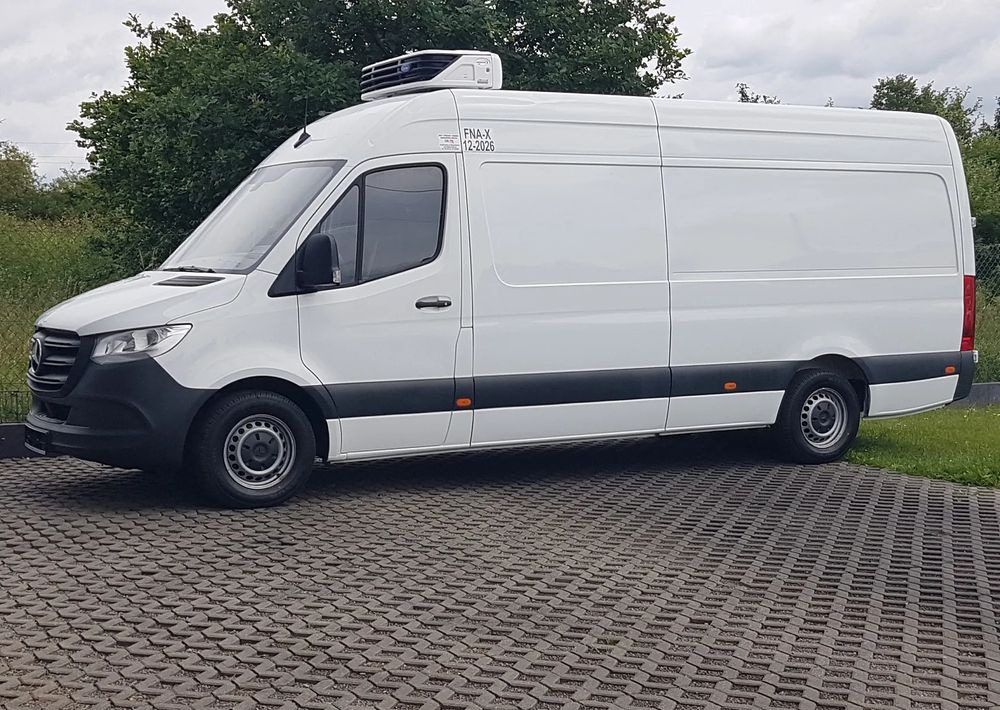 Mercedes-Benz SPRINTER MAXI CHŁODNIA AGREGAT GRZANIE IZOTERMA KLIMA ZASILANIE Z SILNIKA + ELEKTRYCZNE - Kühltransporter: das Bild 2 Mercedes-Benz SPRINTER MAXI CHŁODNIA AGREGAT GRZANIE IZOTERMA KLIMA ZASILANIE Z SILNIKA + ELEKTRYCZNE - Kühltransporter: das Bild 2