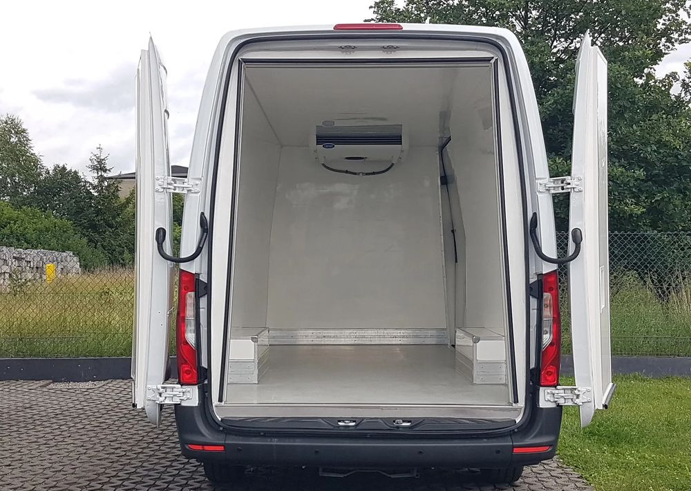 Mercedes-Benz SPRINTER MAXI CHŁODNIA AGREGAT GRZANIE IZOTERMA KLIMA ZASILANIE Z SILNIKA + ELEKTRYCZNE - Kühltransporter: das Bild 5 Mercedes-Benz SPRINTER MAXI CHŁODNIA AGREGAT GRZANIE IZOTERMA KLIMA ZASILANIE Z SILNIKA + ELEKTRYCZNE - Kühltransporter: das Bild 5