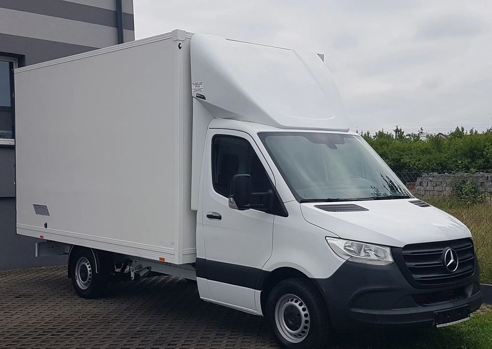 Mercedes-Benz Sprinter KONTENER 8EP 4,11x2,15x2,30 KLIMA 314 CDI MANUAL KRAJOWY - Koffer Transporter: das Bild 1 Mercedes-Benz Sprinter KONTENER 8EP 4,11x2,15x2,30 KLIMA 314 CDI MANUAL KRAJOWY - Koffer Transporter: das Bild 1