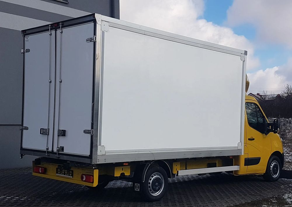 Renault MASTER KONTENER 8EP 4,21x2,23x2,22 KLIMA KRAJOWY MANUAL 6-BIEGÓW - Koffer Transporter: das Bild 4 Renault MASTER KONTENER 8EP 4,21x2,23x2,22 KLIMA KRAJOWY MANUAL 6-BIEGÓW - Koffer Transporter: das Bild 4