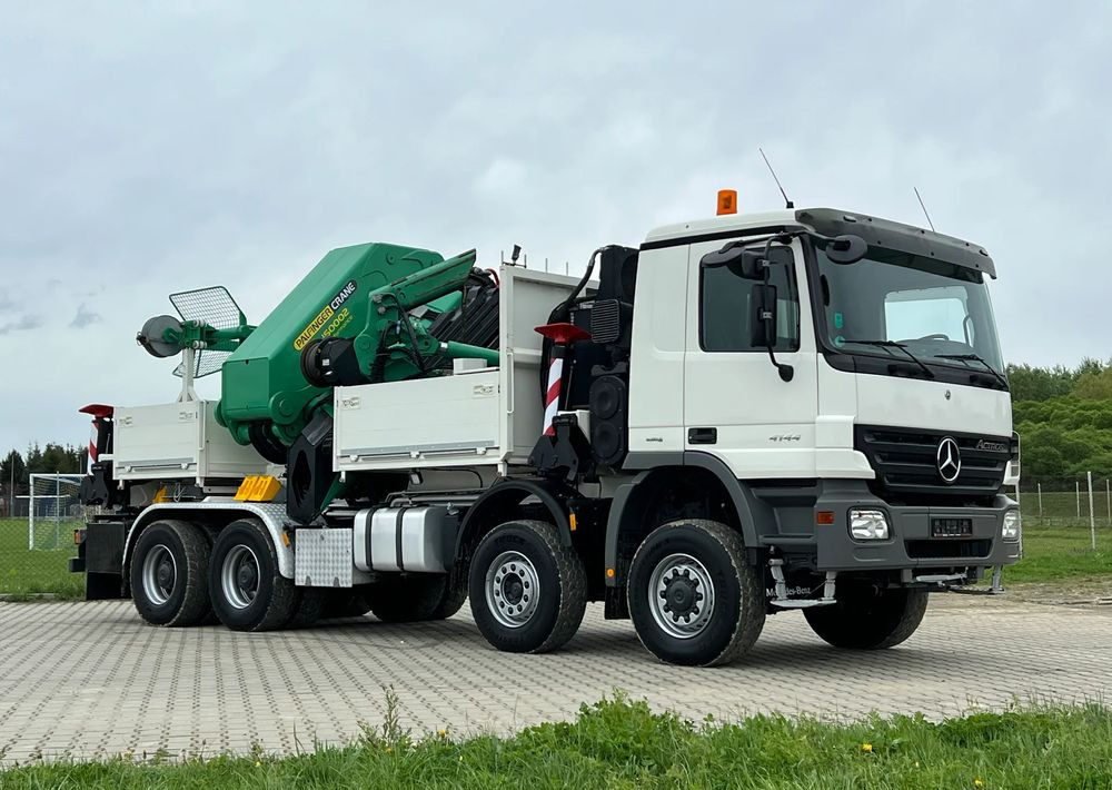 Mercedes-Benz * Mercedes 8x6 Actros 4144 * HDS Palfinger 150002 + FLY JIB PJ 170 * Dźwig * 40 TON * Wyciągarka * 35 Metrów * Kosz * - Andere Technik: das Bild 1 Mercedes-Benz * Mercedes 8x6 Actros 4144 * HDS Palfinger 150002 + FLY JIB PJ 170 * Dźwig * 40 TON * Wyciągarka * 35 Metrów * Kosz * - Andere Technik: das Bild 1