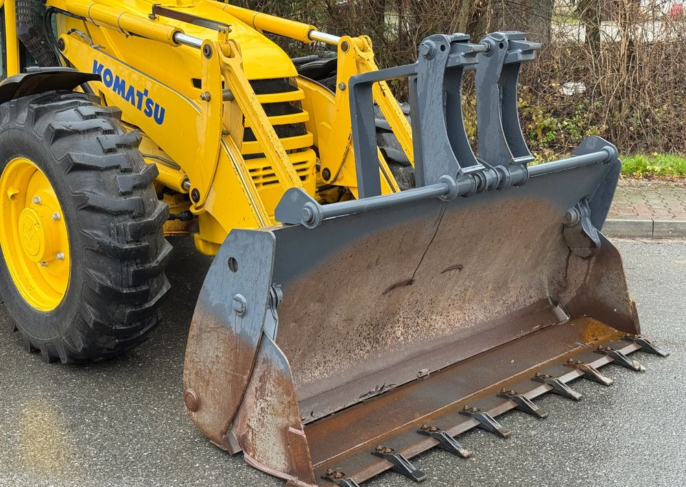 Komatsu * Koparko Ładowarka * Komatsu WB 97 S Utility * - Baggerlader: das Bild 3 Komatsu * Koparko Ładowarka * Komatsu WB 97 S Utility * - Baggerlader: das Bild 3