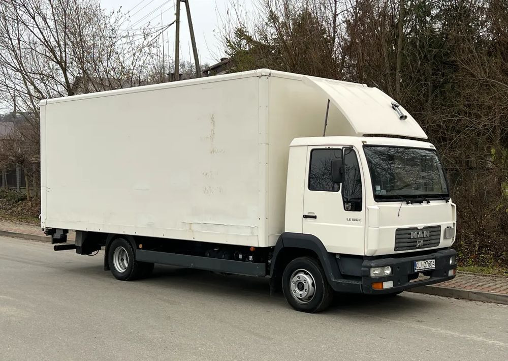 MAN MAN 8-180 KONTENER WINDA ZAŁADOWCZA - Koffer LKW: das Bild 2 MAN MAN 8-180 KONTENER WINDA ZAŁADOWCZA - Koffer LKW: das Bild 2