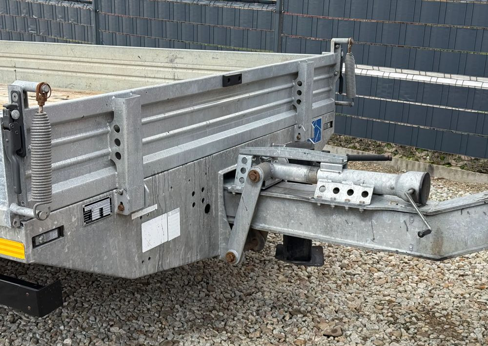 Kipper Mercedes-Benz * Arocs * 4X4 * JAK NOWY * Wywrotka Kiper Meiller+ Przyczepa * Zestaw Sprowadzony * 80.700 km Oryginalnie * Mercedes: das Bild 33 Kipper Mercedes-Benz * Arocs * 4X4 * JAK NOWY * Wywrotka Kiper Meiller+ Przyczepa * Zestaw Sprowadzony * 80.700 km Oryginalnie * Mercedes: das Bild 33