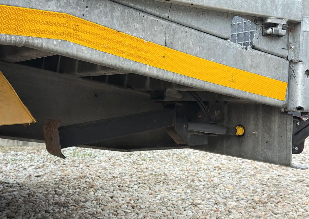 Kipper Mercedes-Benz * Arocs * 4X4 * JAK NOWY * Wywrotka Kiper Meiller+ Przyczepa * Zestaw Sprowadzony * 80.700 km Oryginalnie * Mercedes: das Bild 17 Kipper Mercedes-Benz * Arocs * 4X4 * JAK NOWY * Wywrotka Kiper Meiller+ Przyczepa * Zestaw Sprowadzony * 80.700 km Oryginalnie * Mercedes: das Bild 17