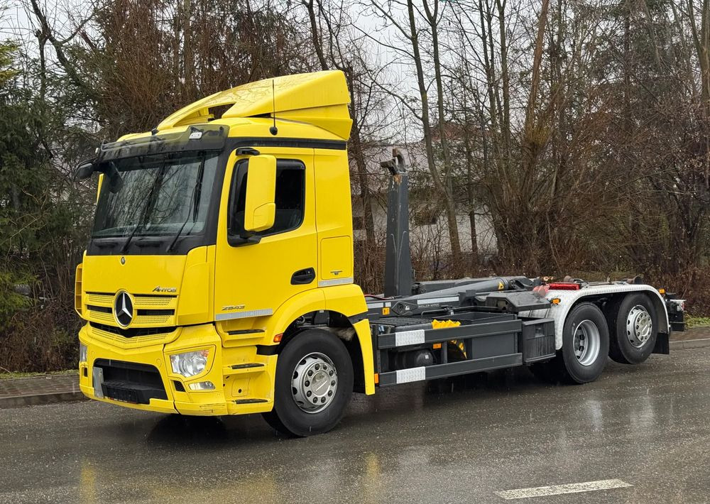 Mercedes-Benz * Hakowiec * Mercedes Antos 2543 * Sprowadzony * Stan Perfekcyjny - Abrollkipper: das Bild 2 Mercedes-Benz * Hakowiec * Mercedes Antos 2543 * Sprowadzony * Stan Perfekcyjny - Abrollkipper: das Bild 2