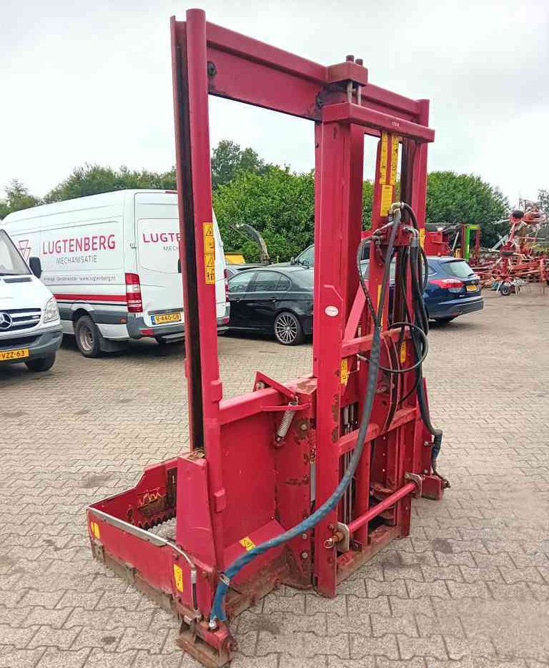 BVL Megastar 170 kuilvoersnijder met lift - Silotechnik: das Bild 4 BVL Megastar 170 kuilvoersnijder met lift - Silotechnik: das Bild 4