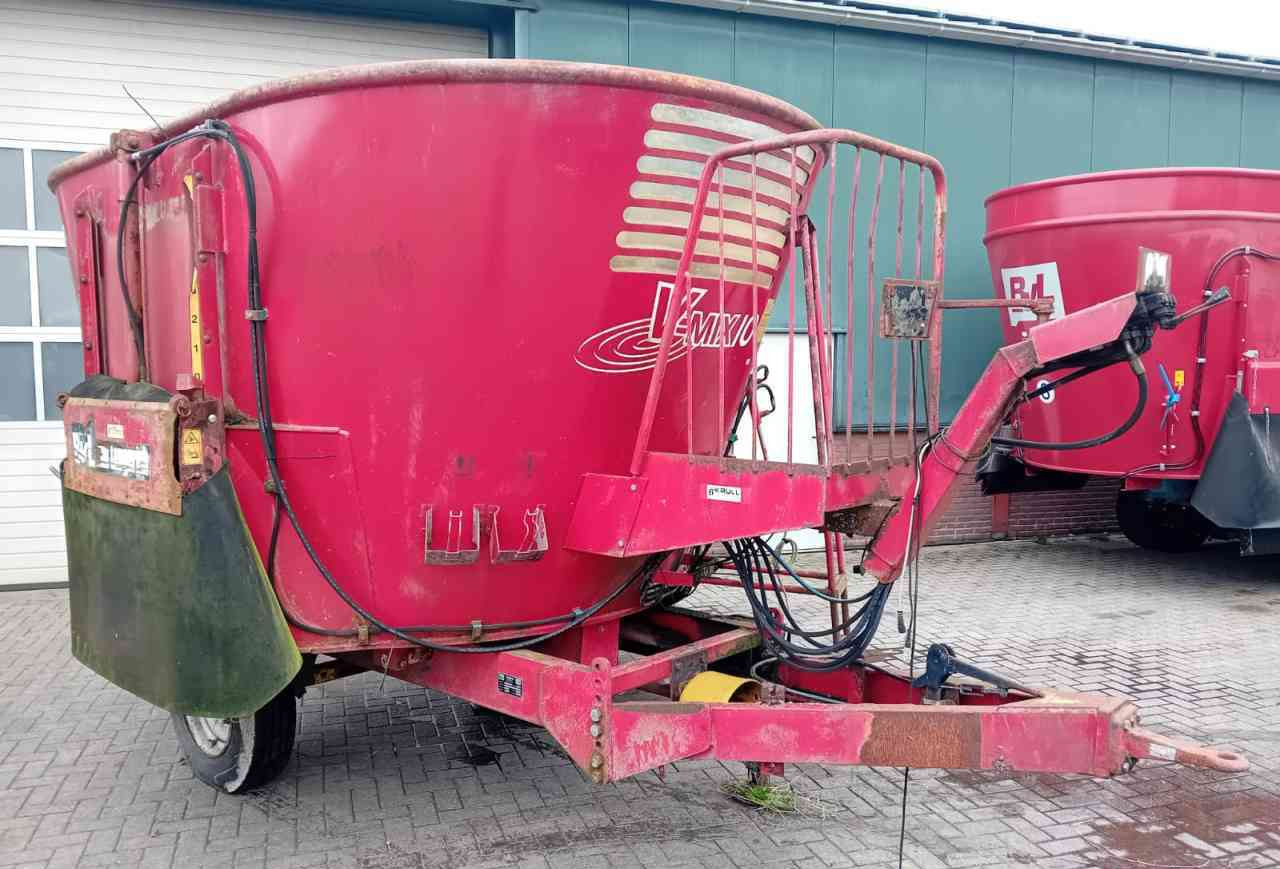 BVL V-Mix 10 voermengwagen - Futtermischwagen: das Bild 2 BVL V-Mix 10 voermengwagen - Futtermischwagen: das Bild 2