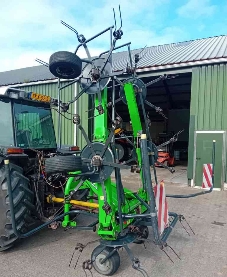 Deutz-Fahr Condimaster 6821 schudder weidebouwmachines - Heuwender/ Wenderechen: das Bild 3 Deutz-Fahr Condimaster 6821 schudder weidebouwmachines - Heuwender/ Wenderechen: das Bild 3