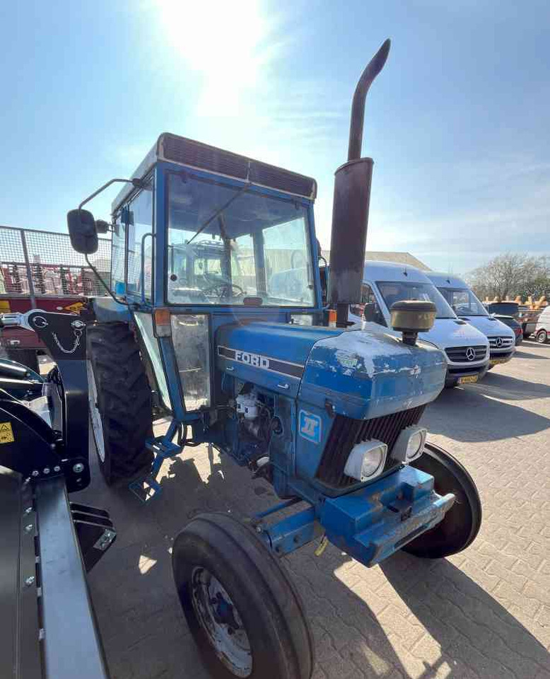 Ford 4610 Tractoren - Traktor: das Bild 2 Ford 4610 Tractoren - Traktor: das Bild 2