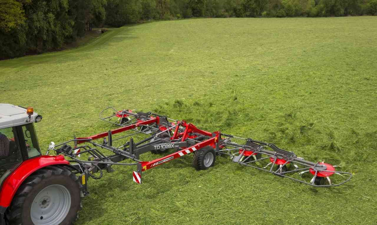 Massey Ferguson TD 1028X TRC Haaktandschudder Lely Lotus weidebouwmachines. - Heuwender/ Wenderechen: das Bild 5 Massey Ferguson TD 1028X TRC Haaktandschudder Lely Lotus weidebouwmachines. - Heuwender/ Wenderechen: das Bild 5