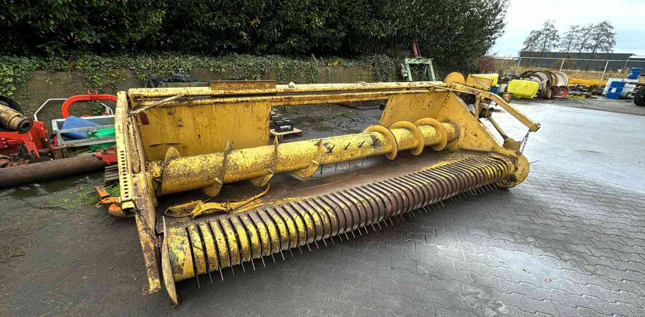 New Holland New Holland / Clayson Pickup, hakselaar, hakselunit, diversen - Erntemaschine: das Bild 2 New Holland New Holland / Clayson Pickup, hakselaar, hakselunit, diversen - Erntemaschine: das Bild 2