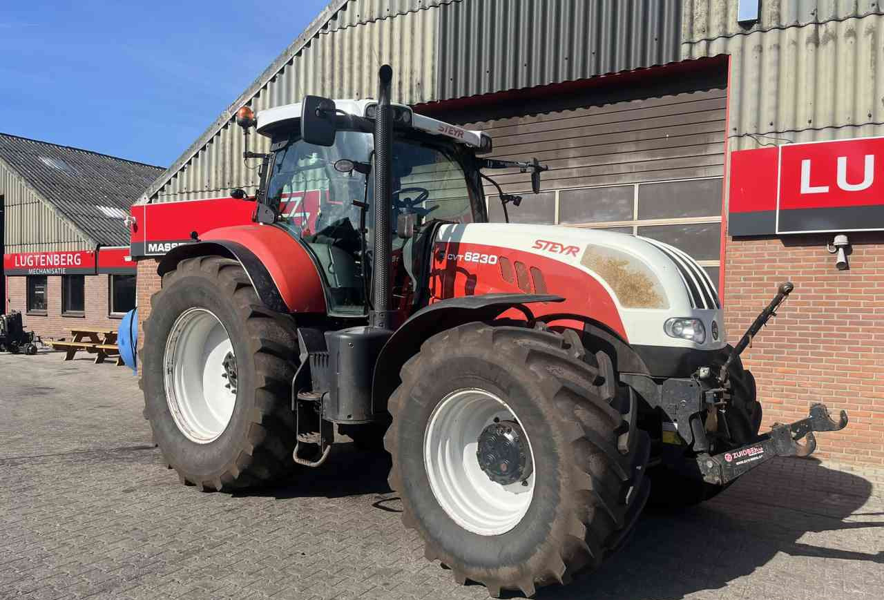 Steyr CVT 6230 Tractoren - Traktor: das Bild 2 Steyr CVT 6230 Tractoren - Traktor: das Bild 2