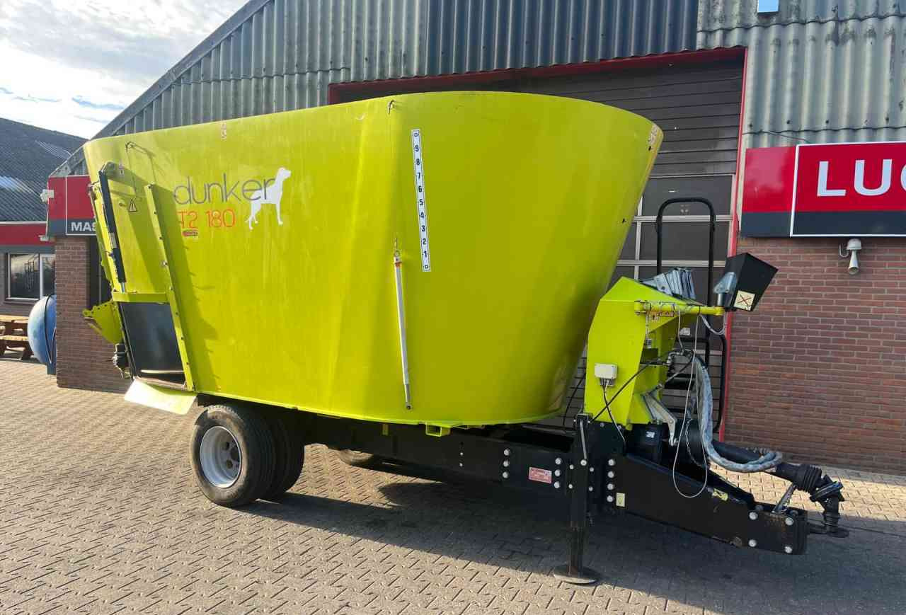 Storti Dunker T2 180 - Futtermischwagen: das Bild 1 Storti Dunker T2 180 - Futtermischwagen: das Bild 1