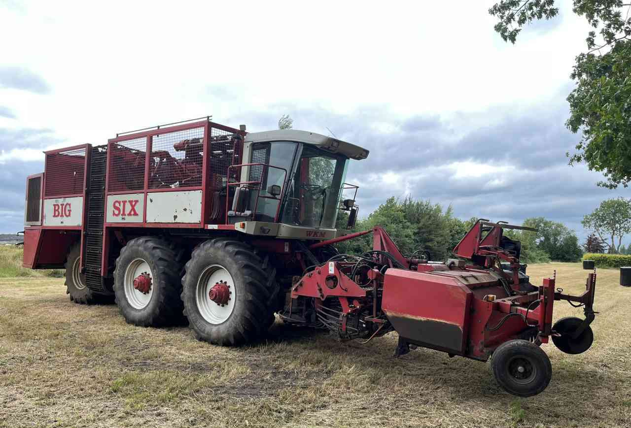 WKM Agrifac WKM BIG SIX Bietenrooier, rooimachines, oogstmachines. - Rübenvollernter: das Bild 2 WKM Agrifac WKM BIG SIX Bietenrooier, rooimachines, oogstmachines. - Rübenvollernter: das Bild 2