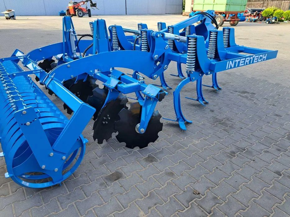 Agregat bezorkowy INTER-TECH 3.0m wał daszkowy 600 OD RĘKI - Grubber: das Bild 3 Agregat bezorkowy INTER-TECH 3.0m wał daszkowy 600 OD RĘKI - Grubber: das Bild 3