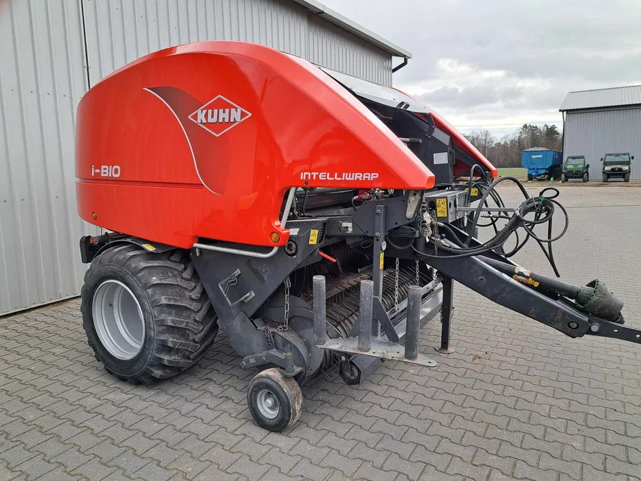 KUHN Kuhn I-BIO prasoowijarka 2015r - Rundballenpresse: das Bild 1 KUHN Kuhn I-BIO prasoowijarka 2015r - Rundballenpresse: das Bild 1