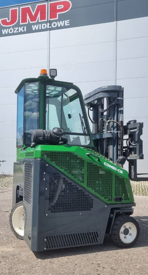 Combilift CB 2500 LPG - Vierwegstapler: das Bild 2 Combilift CB 2500 LPG - Vierwegstapler: das Bild 2