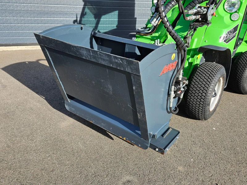 Avant 900 Zand- en zoutstrooier - Anbauteil für Landmaschine: das Bild 4 Avant 900 Zand- en zoutstrooier - Anbauteil für Landmaschine: das Bild 4