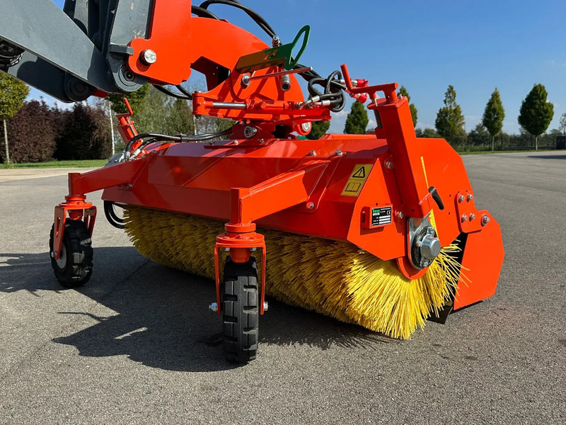 Holaras H-150 Veegmachine - Kehrsaugmaschine: das Bild 4 Holaras H-150 Veegmachine - Kehrsaugmaschine: das Bild 4