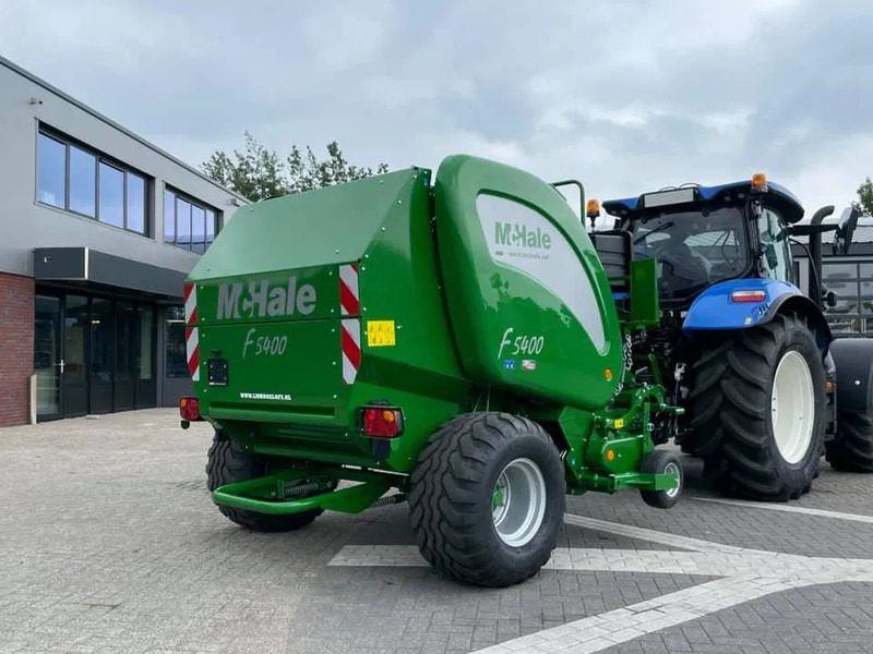 McHale F5400 - Rundballenpresse: das Bild 2 McHale F5400 - Rundballenpresse: das Bild 2
