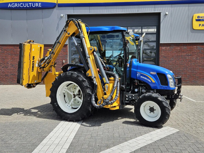 New Holland Boomer 3050 met Bos Maaiarm - Kleintraktor: das Bild 2 New Holland Boomer 3050 met Bos Maaiarm - Kleintraktor: das Bild 2